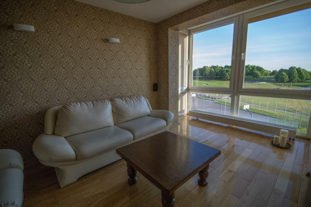 Cozy Apartment With A Wonderful Lake View Telšiai Zewnętrze zdjęcie